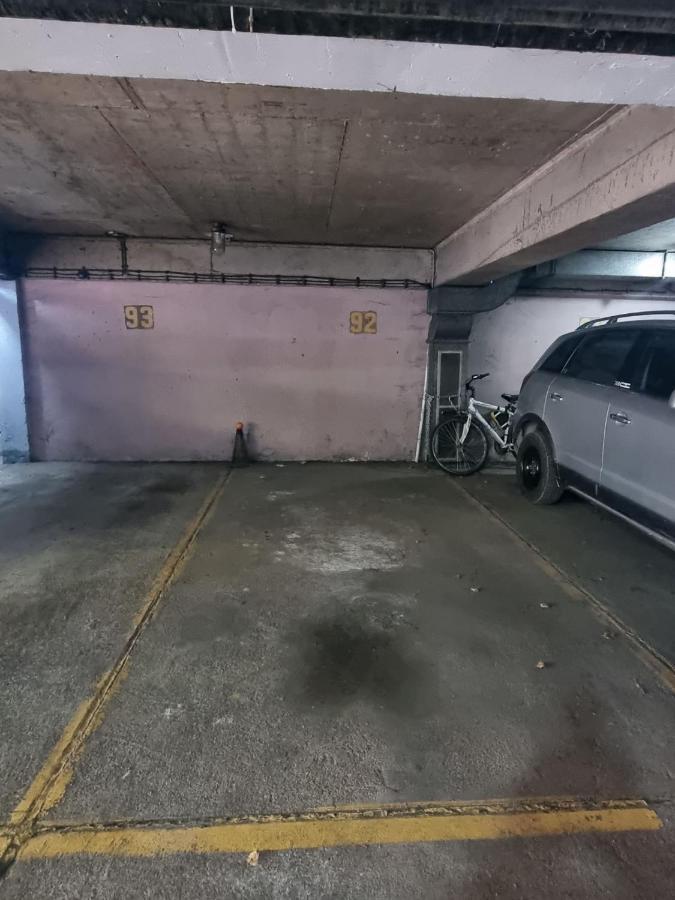 Hawaii- 2 Bdr, Arena, Sava Centar, Free Parking Apartamento Belgrado Exterior foto