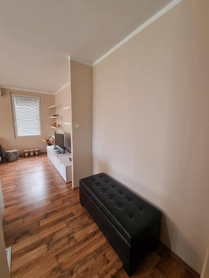 Hawaii- 2 Bdr, Arena, Sava Centar, Free Parking Apartamento Belgrado Exterior foto
