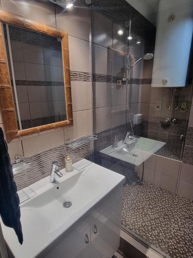 Hawaii- 2 Bdr, Arena, Sava Centar, Free Parking Apartamento Belgrado Exterior foto