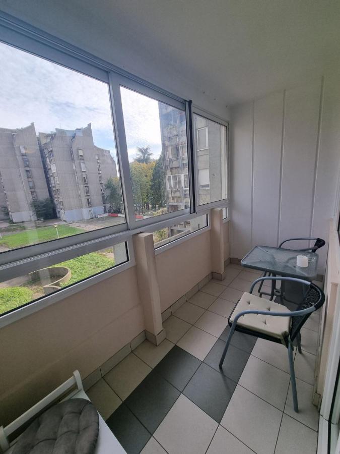 Hawaii- 2 Bdr, Arena, Sava Centar, Free Parking Apartamento Belgrado Exterior foto