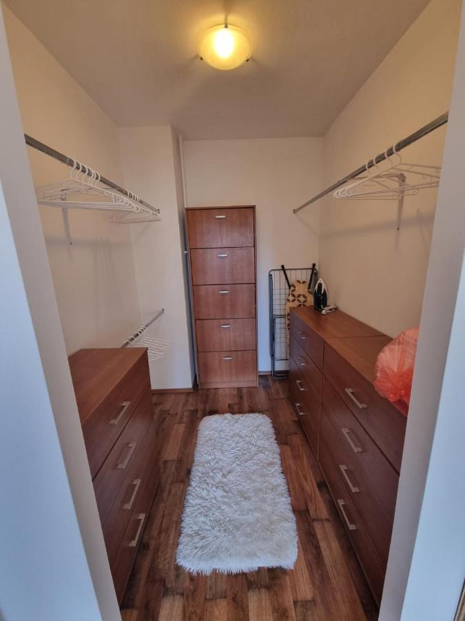 Hawaii- 2 Bdr, Arena, Sava Centar, Free Parking Apartamento Belgrado Exterior foto